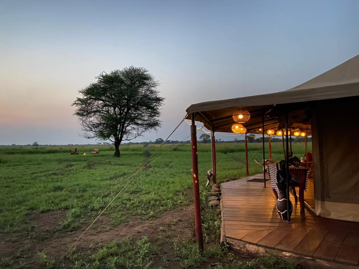 Zawadi Camp Hotel Serengeti Exterior foto